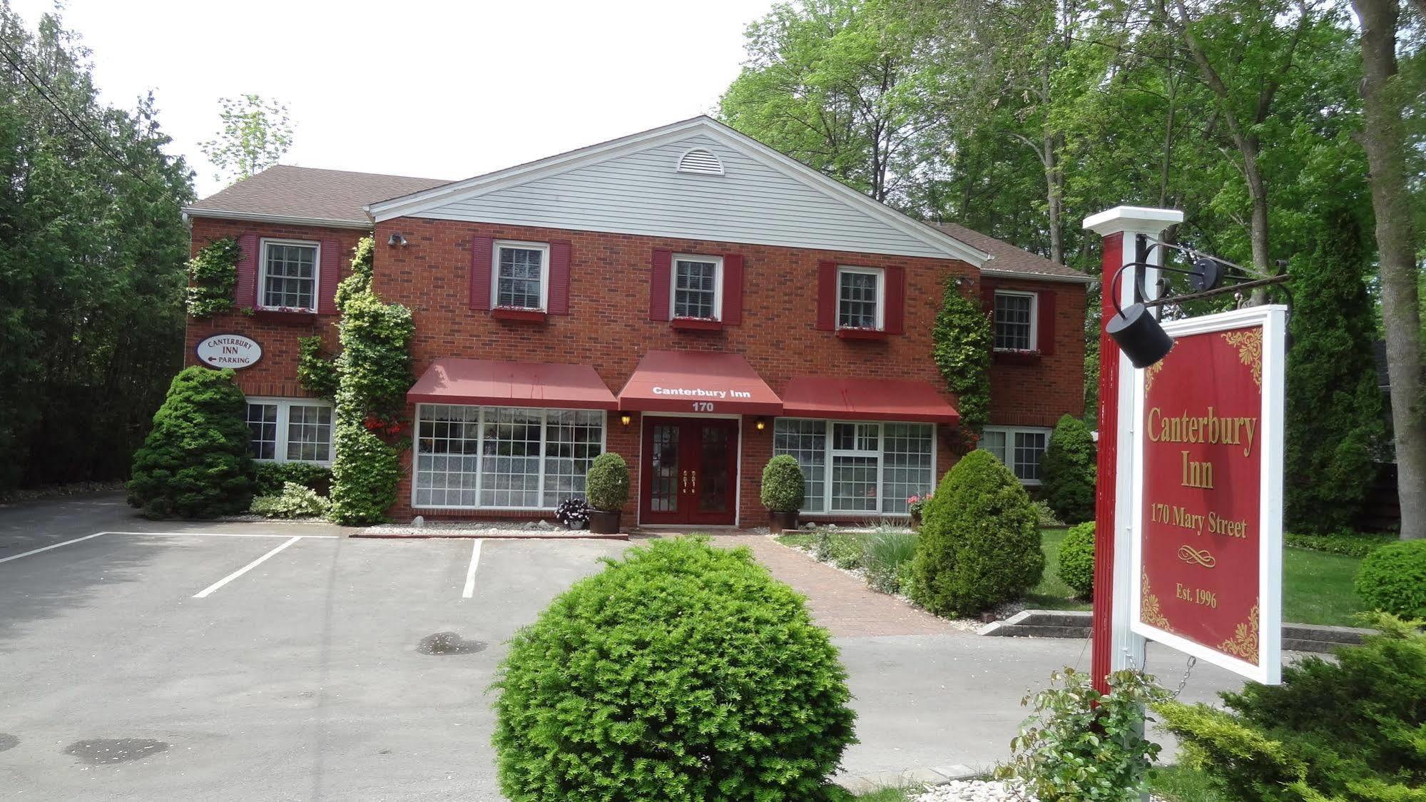 Canterbury Inn Niagara-on-the-Lake Exterior photo